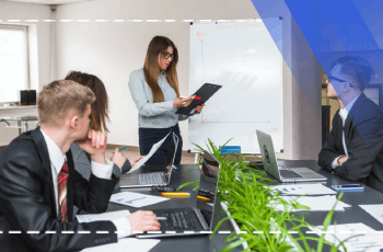 Schulungsprogramm für Front-Office-Dienste und -Management